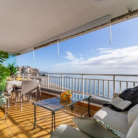 Super Exclusive With Free Parking Apartment