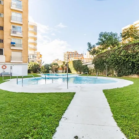 Super Exclusive With Free Parking Apartment *