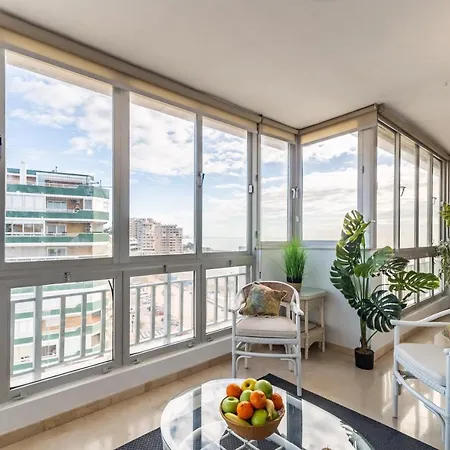Super Exclusive With Free Parking Apartment *
