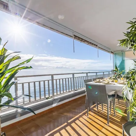 Super Exclusive With Free Parking Apartment